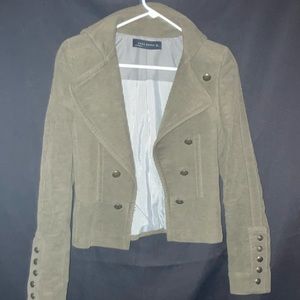 Sweet olive green blazer short above waist for everyday work or play